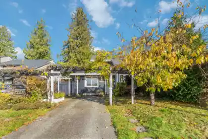 19831 53a Avenue, Langley, BC, Langley — Half Duplex for sale