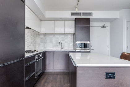 903 5233 Gilbert Road, Richmond, BC