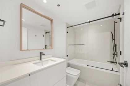 32 530 W 28th Avenue, Vancouver, BC