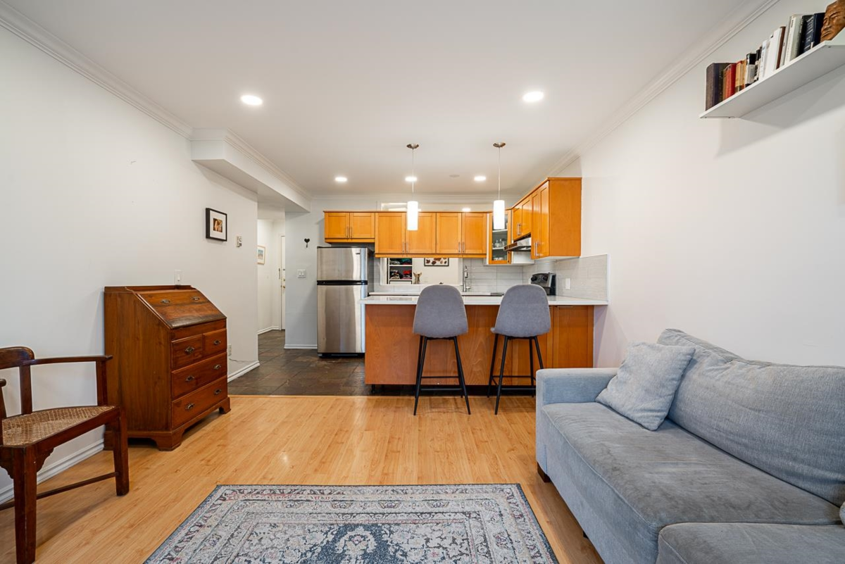 Bedroom 3 Photo of 218 1990 W 6th Avenue, Vancouver, BC