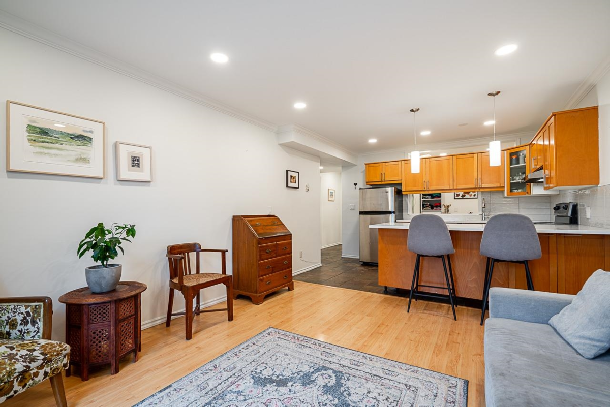 Bedroom 4 Photo of 218 1990 W 6th Avenue, Vancouver, BC