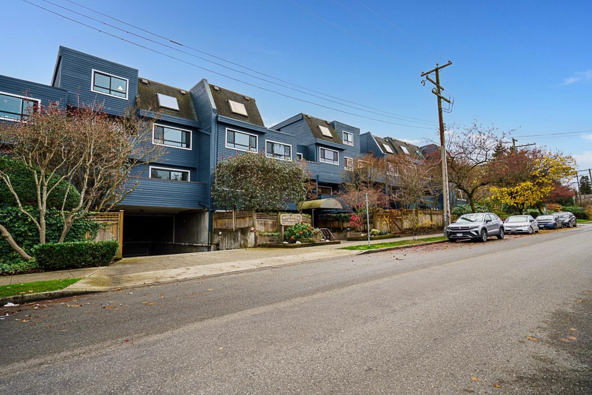 Exterior Rear Photo of 218 1990 W 6th Avenue, Vancouver, BC