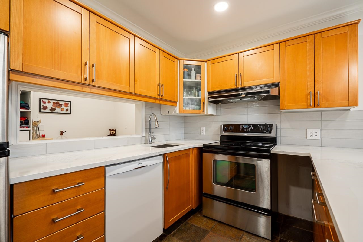 Pantry Photo of 218 1990 W 6th Avenue, Vancouver, BC