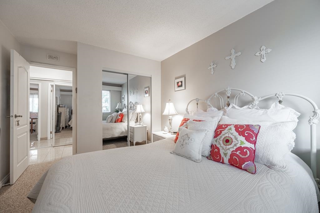 Guest Bathroom Photo of 8 45 Fourth Street, New Westminster, BC