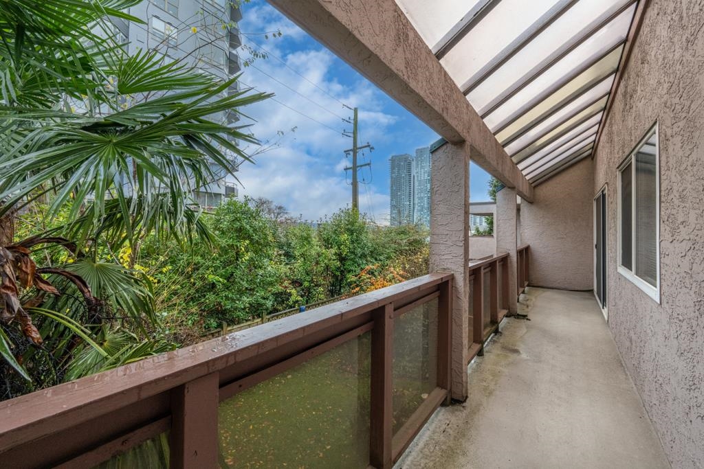 Laundry Room Photo of 8 45 Fourth Street, New Westminster, BC