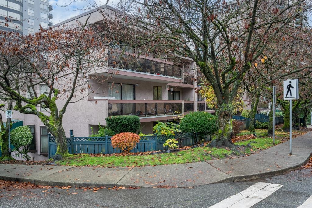Outdoor Patio Photo of 8 45 Fourth Street, New Westminster, BC
