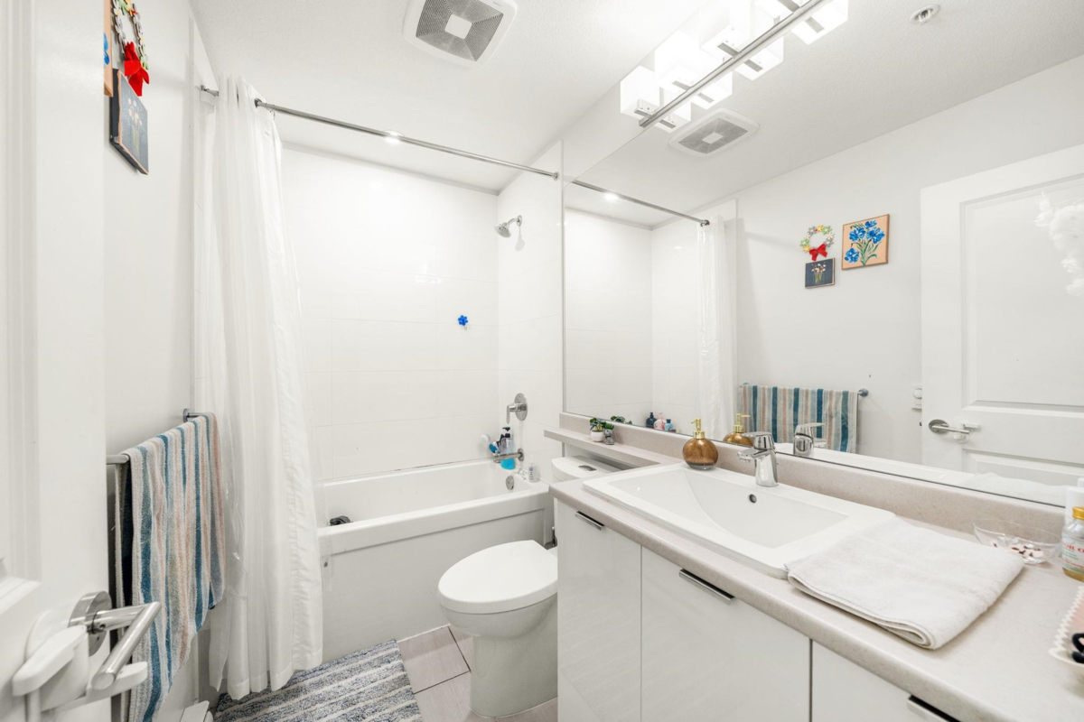 Backyard Photo of 119 31158 Westridge Place, Abbotsford, BC