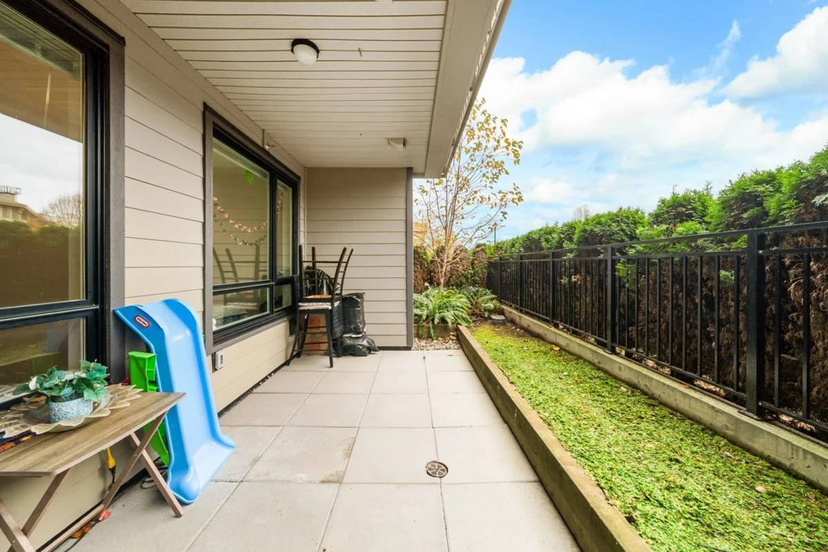 Guest Bathroom Photo of 119 31158 Westridge Place, Abbotsford, BC
