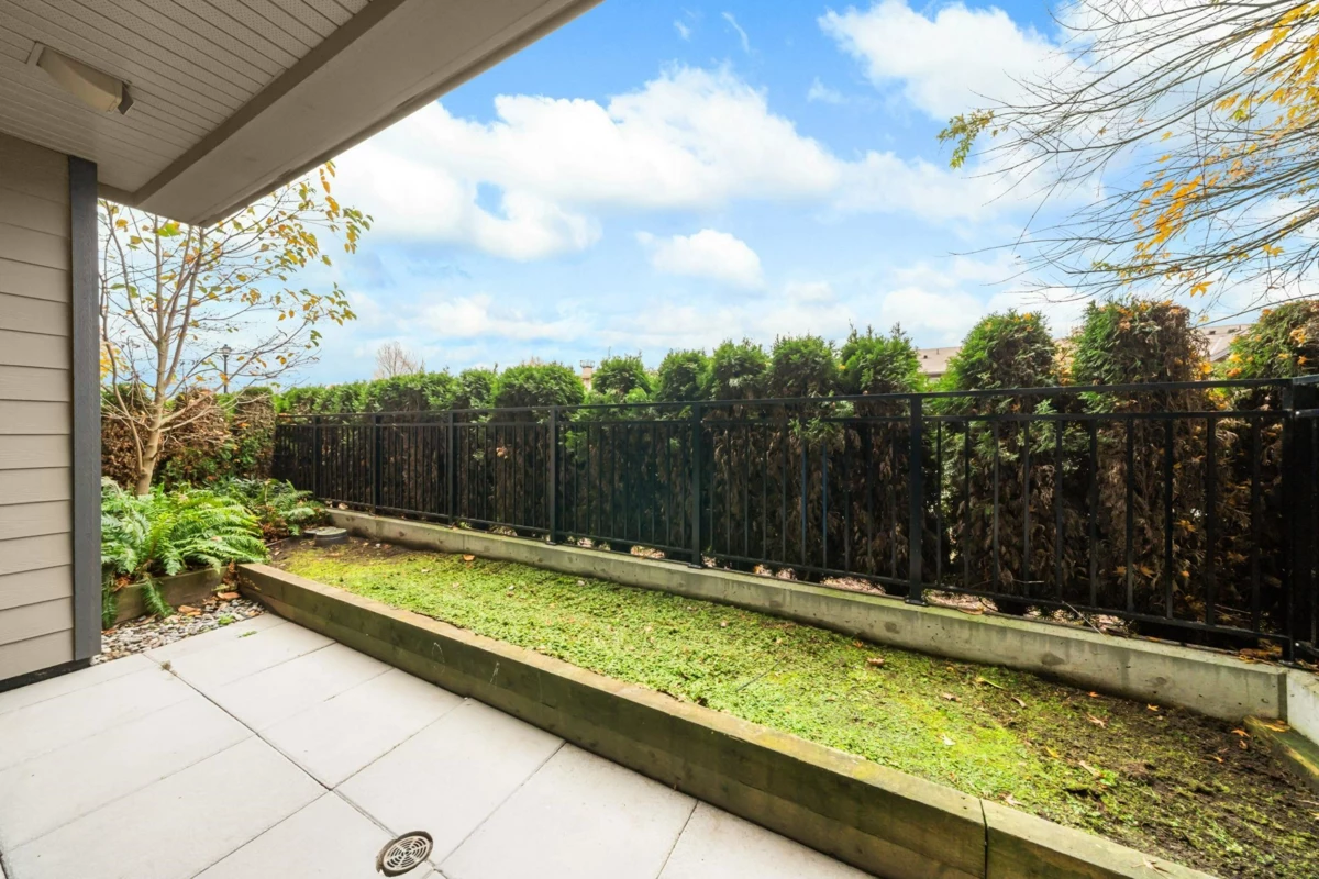 Powder Room Photo of 119 31158 Westridge Place, Abbotsford, BC
