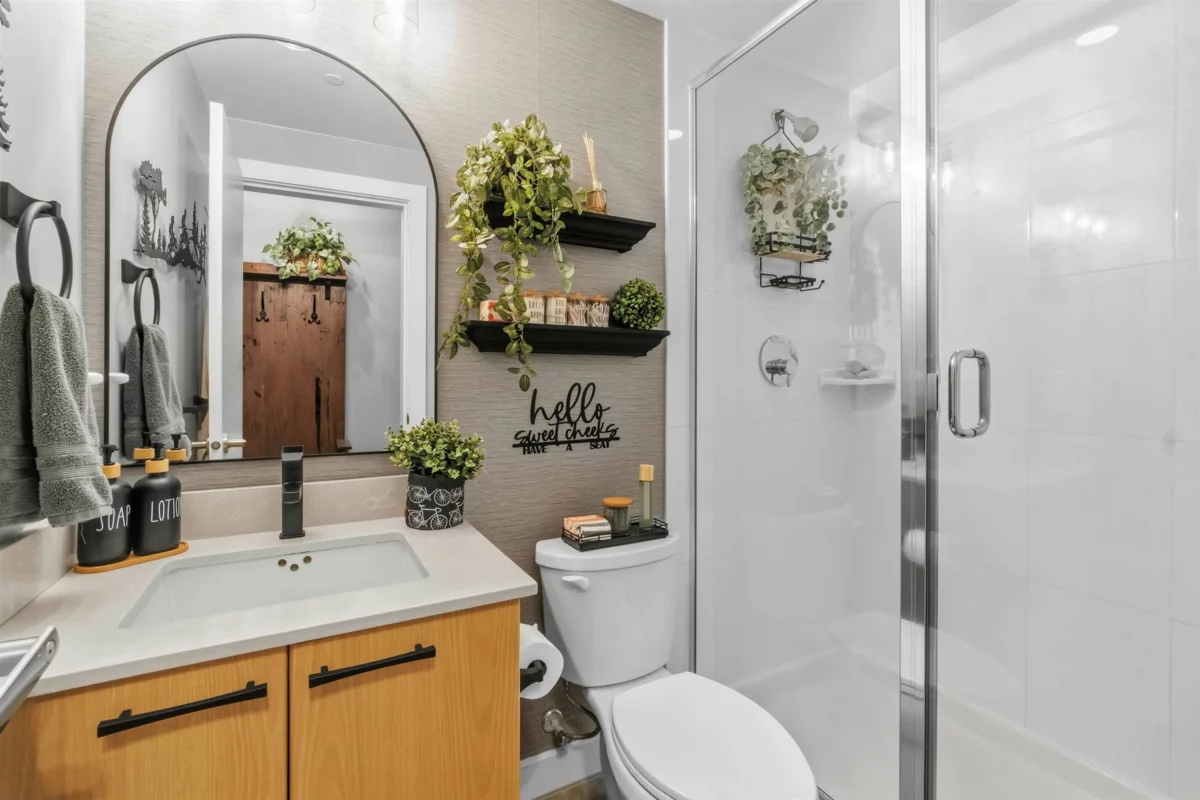 Entry Foyer Photo of 3901 2955 Atlantic Avenue, Coquitlam, BC