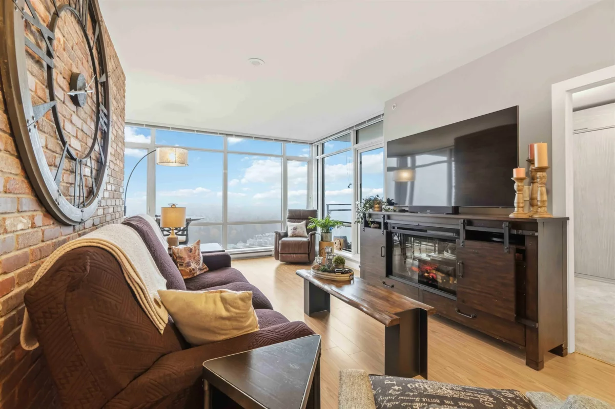 Living Room Photo of 3901 2955 Atlantic Avenue, Coquitlam, BC