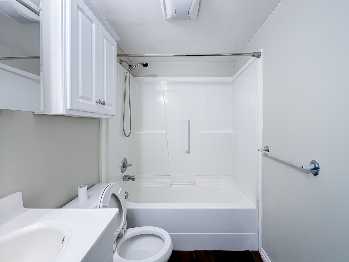 Breakfast Nook Photo of 211 910 Fifth Avenue, New Westminster, BC