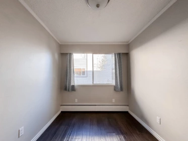 211 910 Fifth Avenue, New Westminster, BC