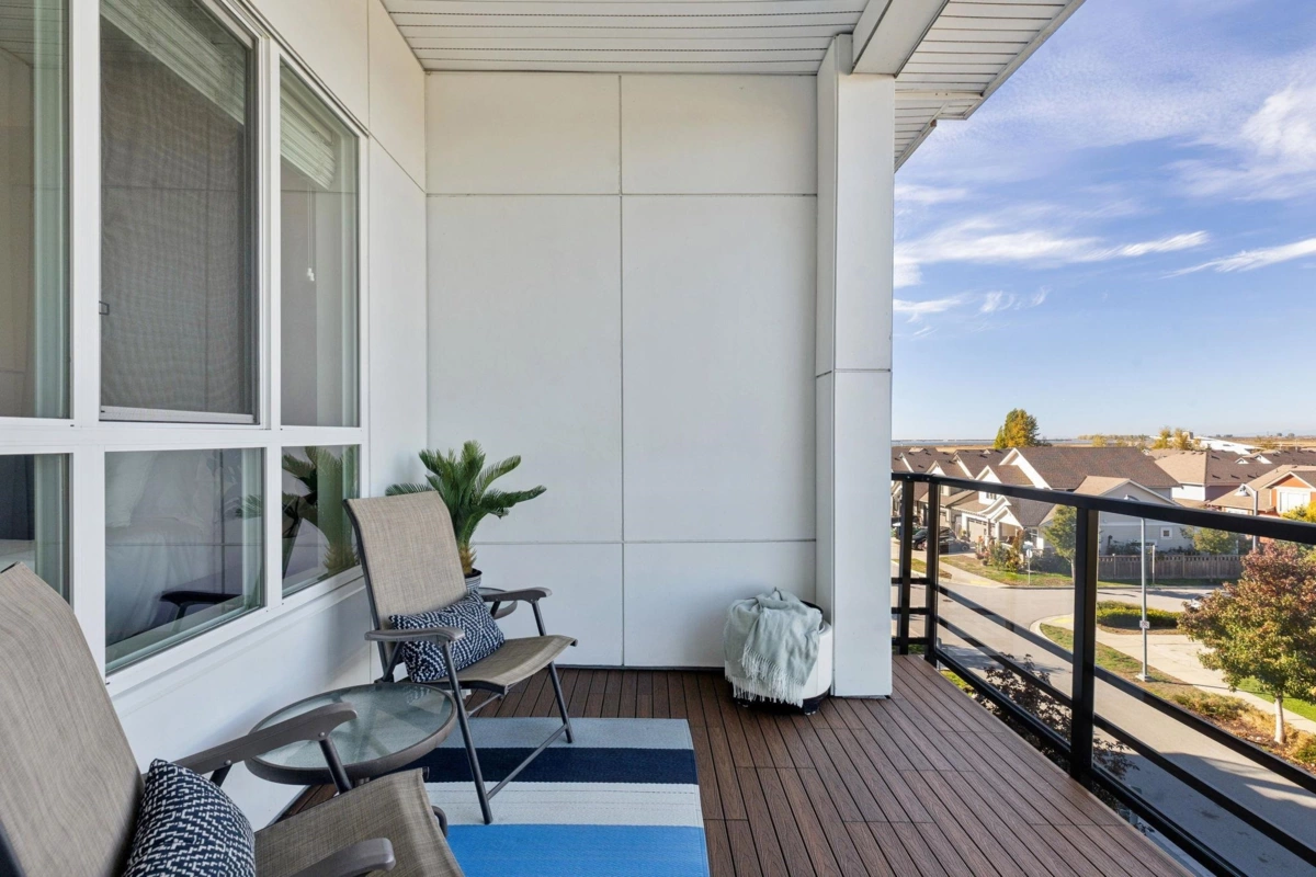 Mudroom Photo of 401 4690 Hawk Lane, Tsawwassen, BC