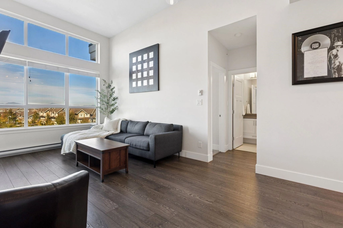 Pantry Photo of 401 4690 Hawk Lane, Tsawwassen, BC