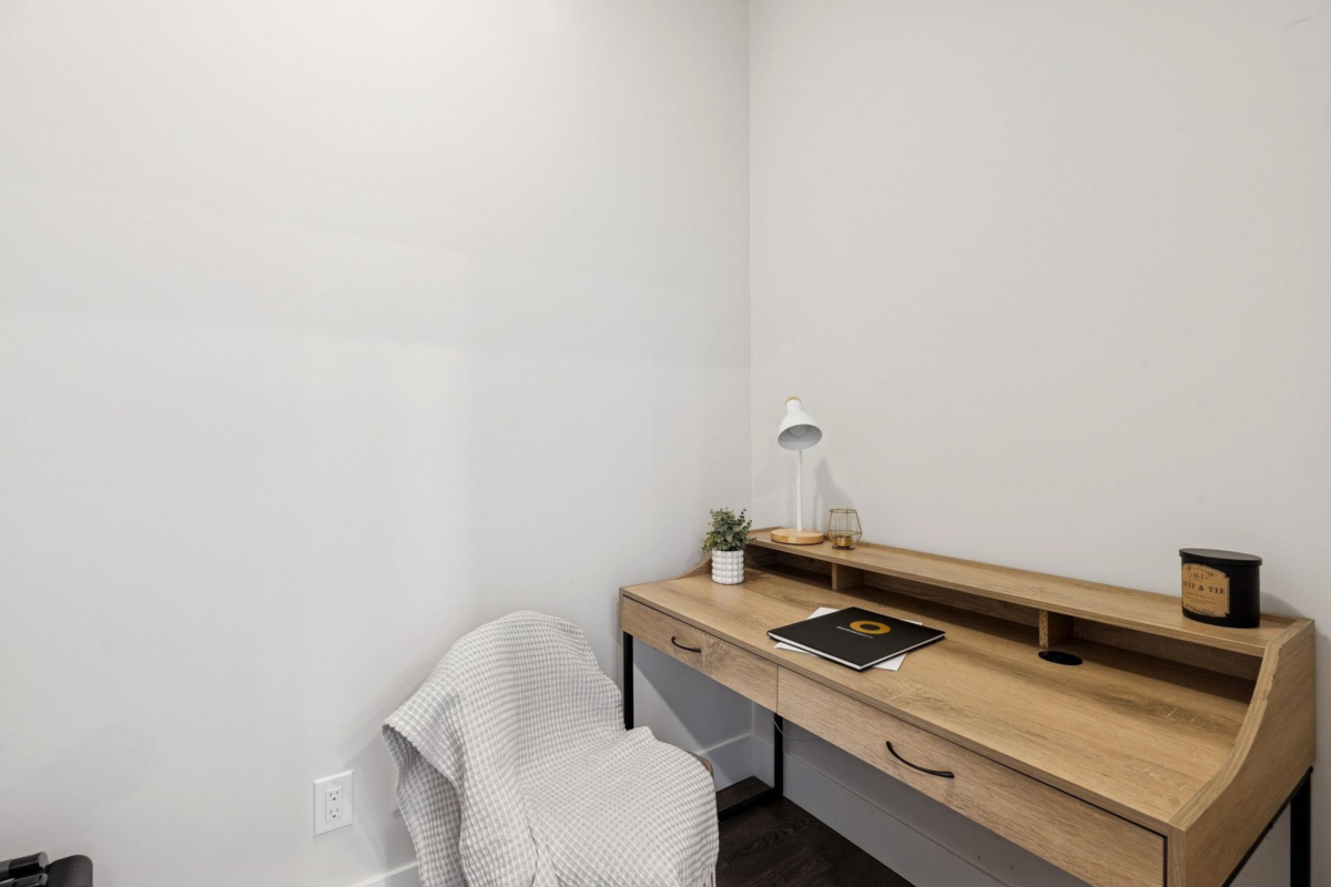 Powder Room Photo of 401 4690 Hawk Lane, Tsawwassen, BC