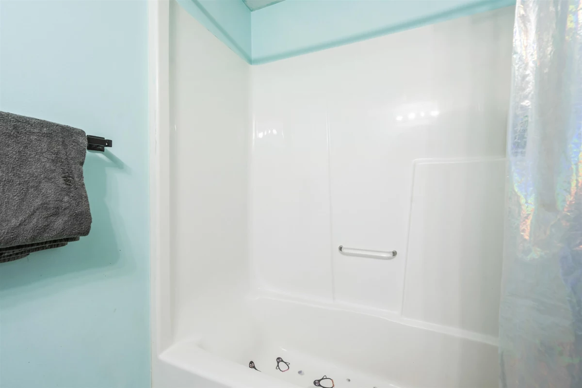 Basement Recreation Room Photo of 5 46735 Yale Road, Chilliwack, BC