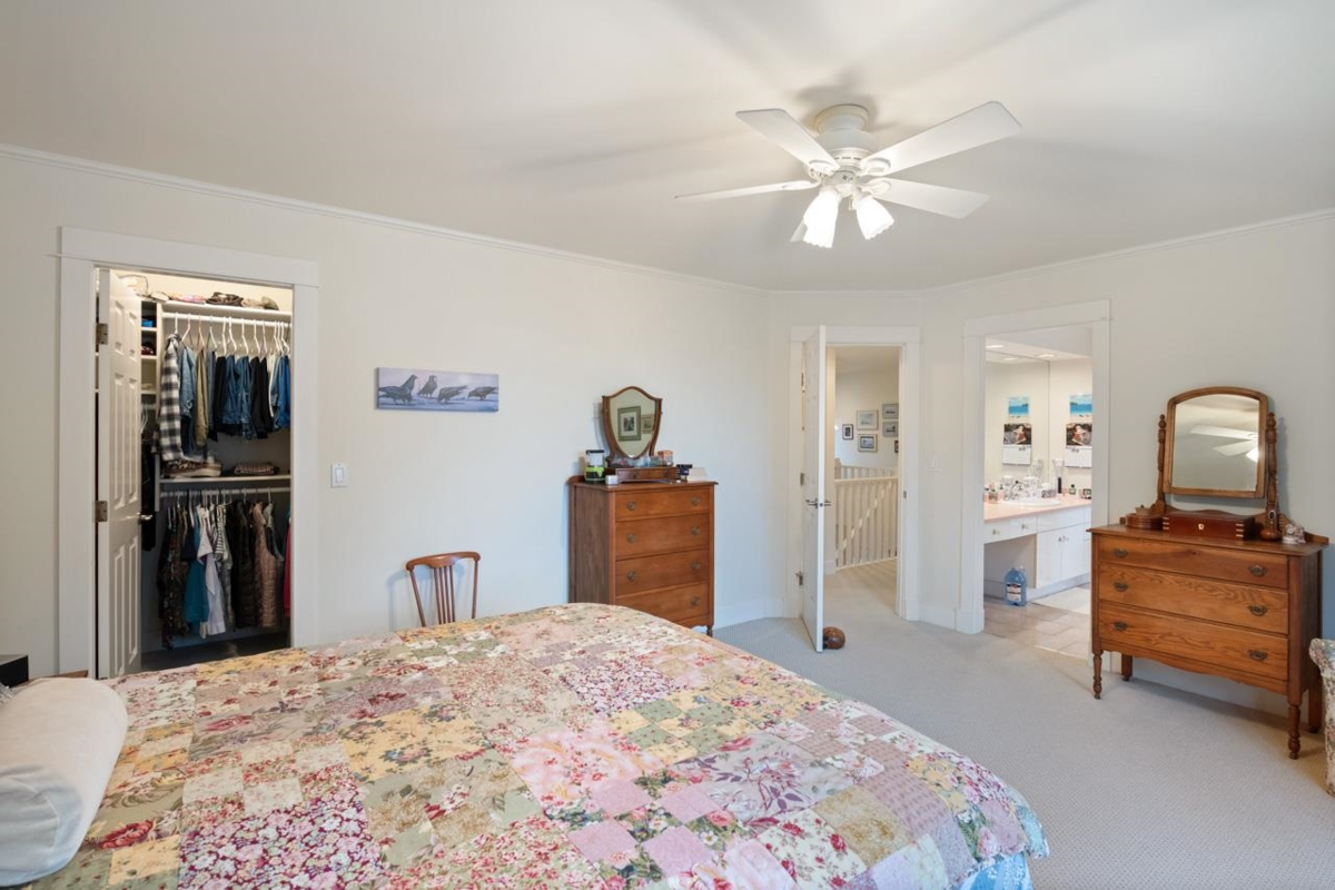 Backyard Photo of 1711 126 Street, Surrey, BC