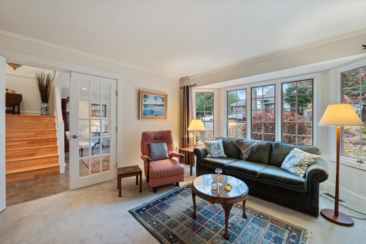 Kitchen Photo of 1711 126 Street, Surrey, BC