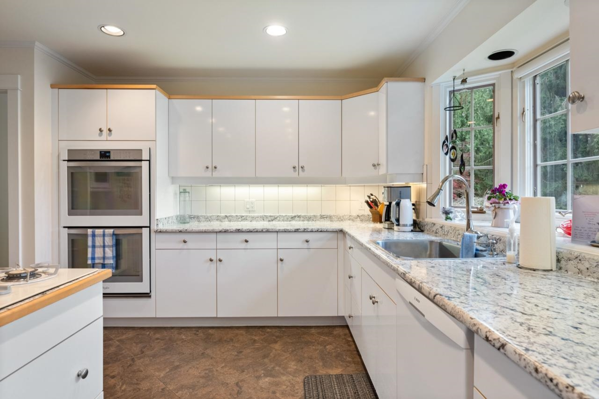 Loft / Bonus Room Photo of 1711 126 Street, Surrey, BC