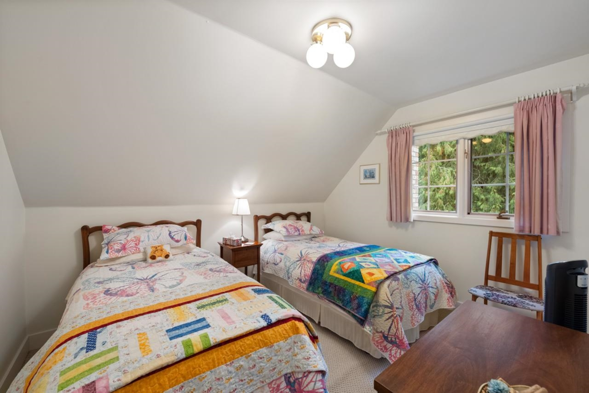 Outdoor Kitchen Photo of 1711 126 Street, Surrey, BC