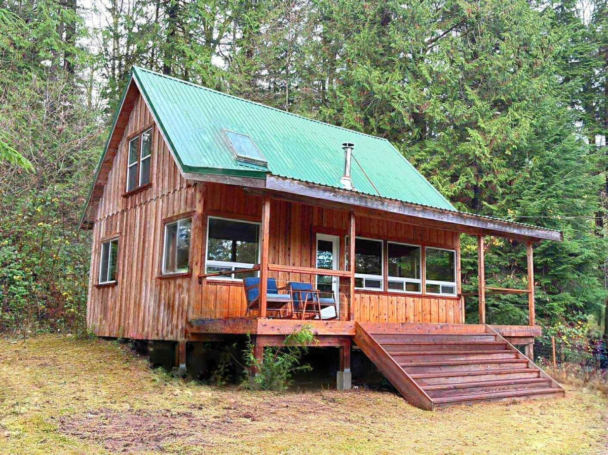Exterior Front Photo of 815 The Grove Road, Gambier Island, BC