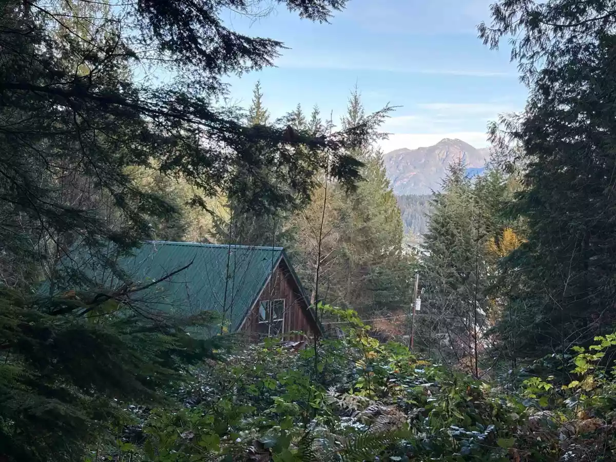Laundry Room Photo of 815 The Grove Road, Gambier Island, BC