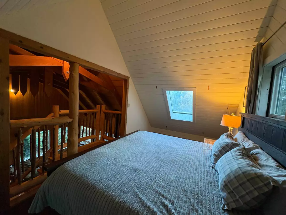 Primary Bathroom Photo of 815 The Grove Road, Gambier Island, BC