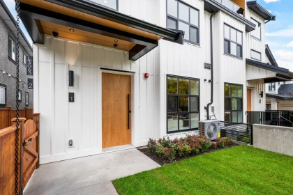 1 3065 Charles Street, Vancouver, BC, Vancouver — Half Duplex for sale