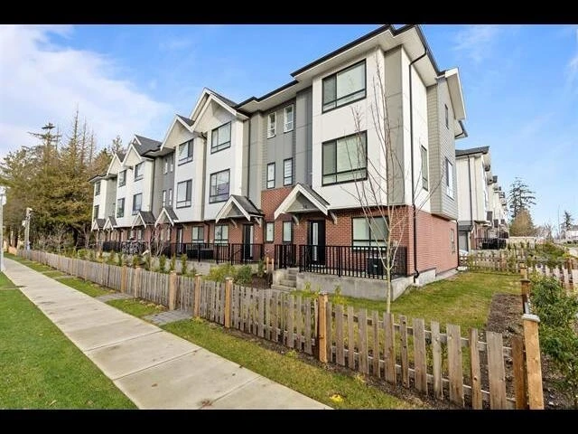Exterior Rear Photo of 30 12635 63 Avenue, Surrey, BC