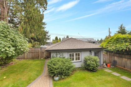 Hot Tub / Spa Photo of 4038 W 33rd Avenue, Vancouver, BC