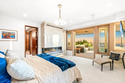 Office / Den Photo of 1036 Eyremount Drive, West Vancouver, BC