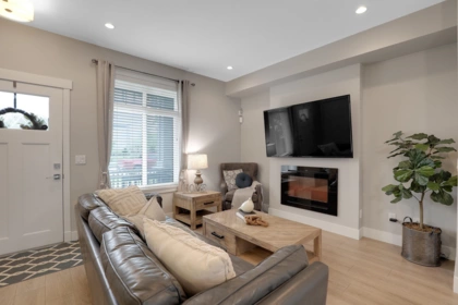 Family Room Photo of 20377 82 Avenue, Langley, BC