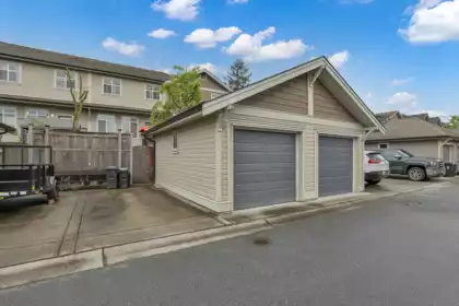 Outdoor Kitchen Photo of 20377 82 Avenue, Langley, BC