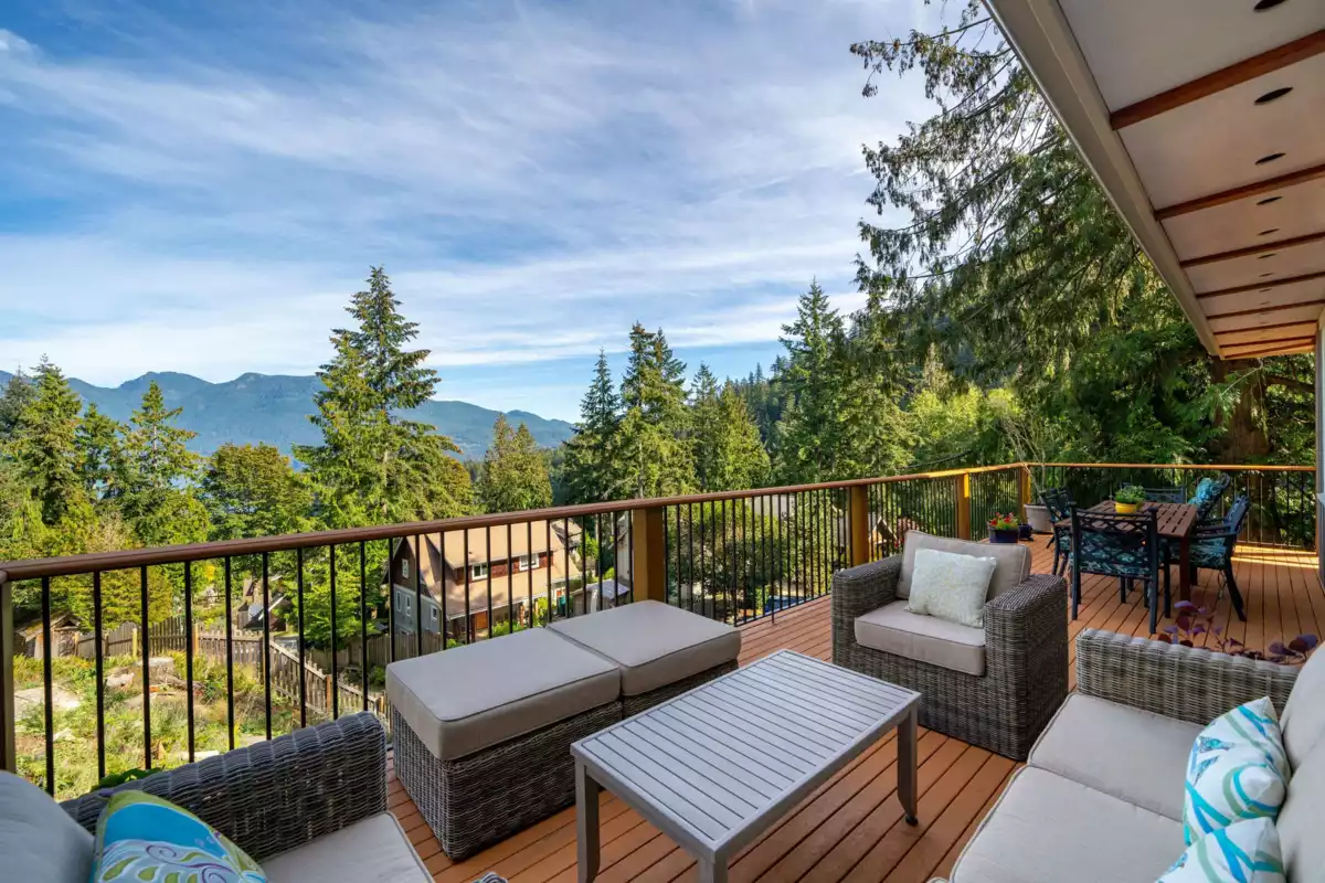 Exterior Front Photo of 947 Village Drive, Bowen Island, BC