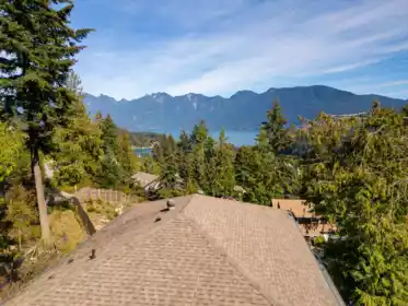 Backyard Photo of 947 Village Drive, Bowen Island, BC
