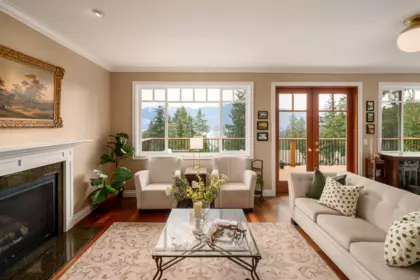 947 Village Drive, Bowen Island, BC, Bowen Island — Single Family Residence for sale