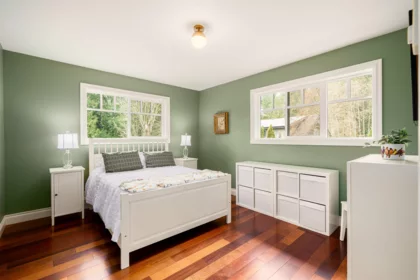 Office / Den Photo of 947 Village Drive, Bowen Island, BC