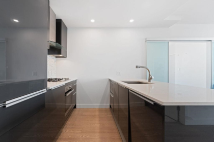 2904 1283 Howe Street, Vancouver, BC