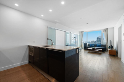 2904 1283 Howe Street, Vancouver, BC
