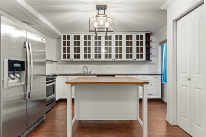 Breakfast Nook Photo of 32617 Badger Avenue, Mission, BC