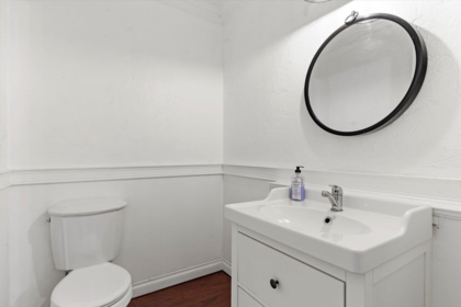 Primary Bathroom Photo of 32617 Badger Avenue, Mission, BC