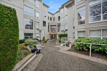 401S 1100 56 Street, Delta, BC, Delta — Apartment/Condo for sale