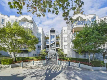 202 2250 SE Marine Drive, Vancouver, BC, Vancouver — Apartment/Condo for sale