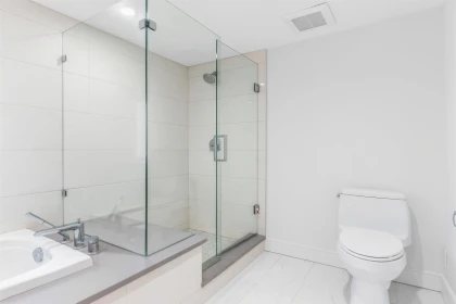 7351 Oak Street, Vancouver, BC