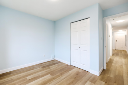 Hallway Photo of 2988 School Avenue, Vancouver, BC