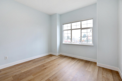 Walk-In Closet Photo of 2988 School Avenue, Vancouver, BC