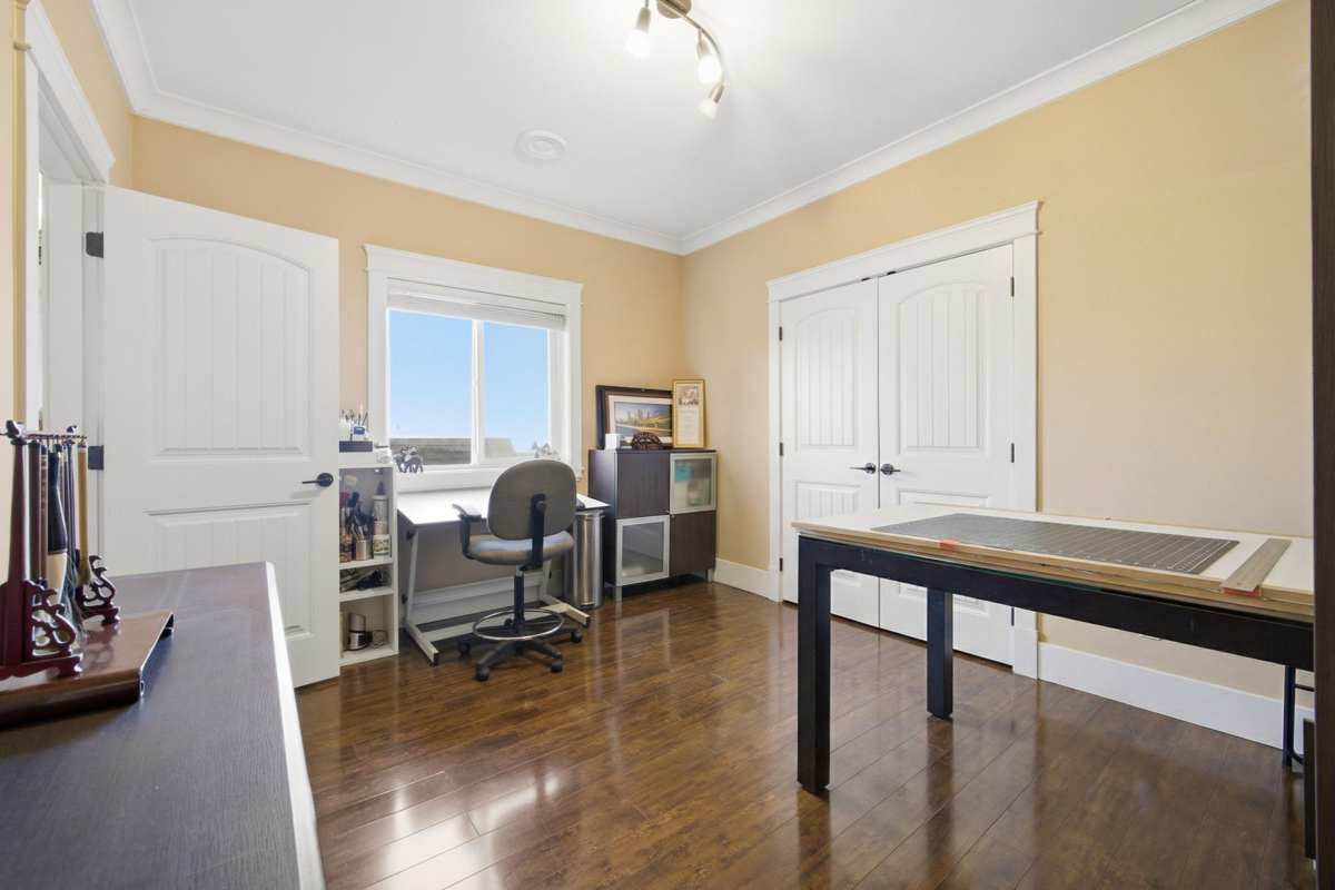 Garage Interior Photo of 3741 Dundonald Avenue, Burnaby, BC