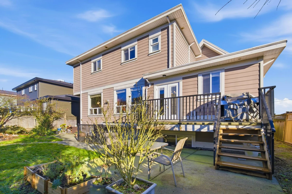 Outdoor Kitchen Photo of 3741 Dundonald Avenue, Burnaby, BC