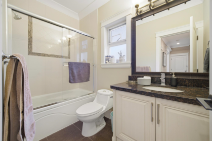 Guest Bathroom Photo of 3741 Dundonald Avenue, Burnaby, BC